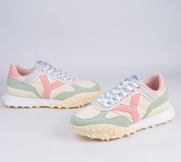 Zapatilla casual de mujer, calzado casual de mujer.