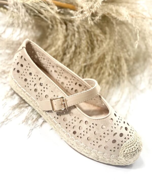 Zapato de Esparto Beige.