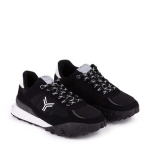 Zapatilla casual negra, calzado casual.