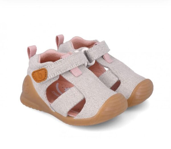 Zapato con tiras y velcro gris, rosa.